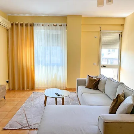 아파트 Cozy In Center 티라나
