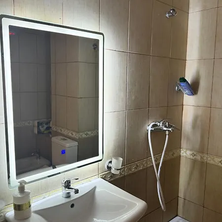 Cozy In Center טיראנה