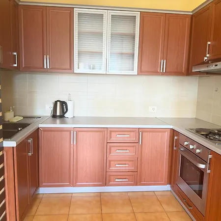 Cozy In Center טיראנה